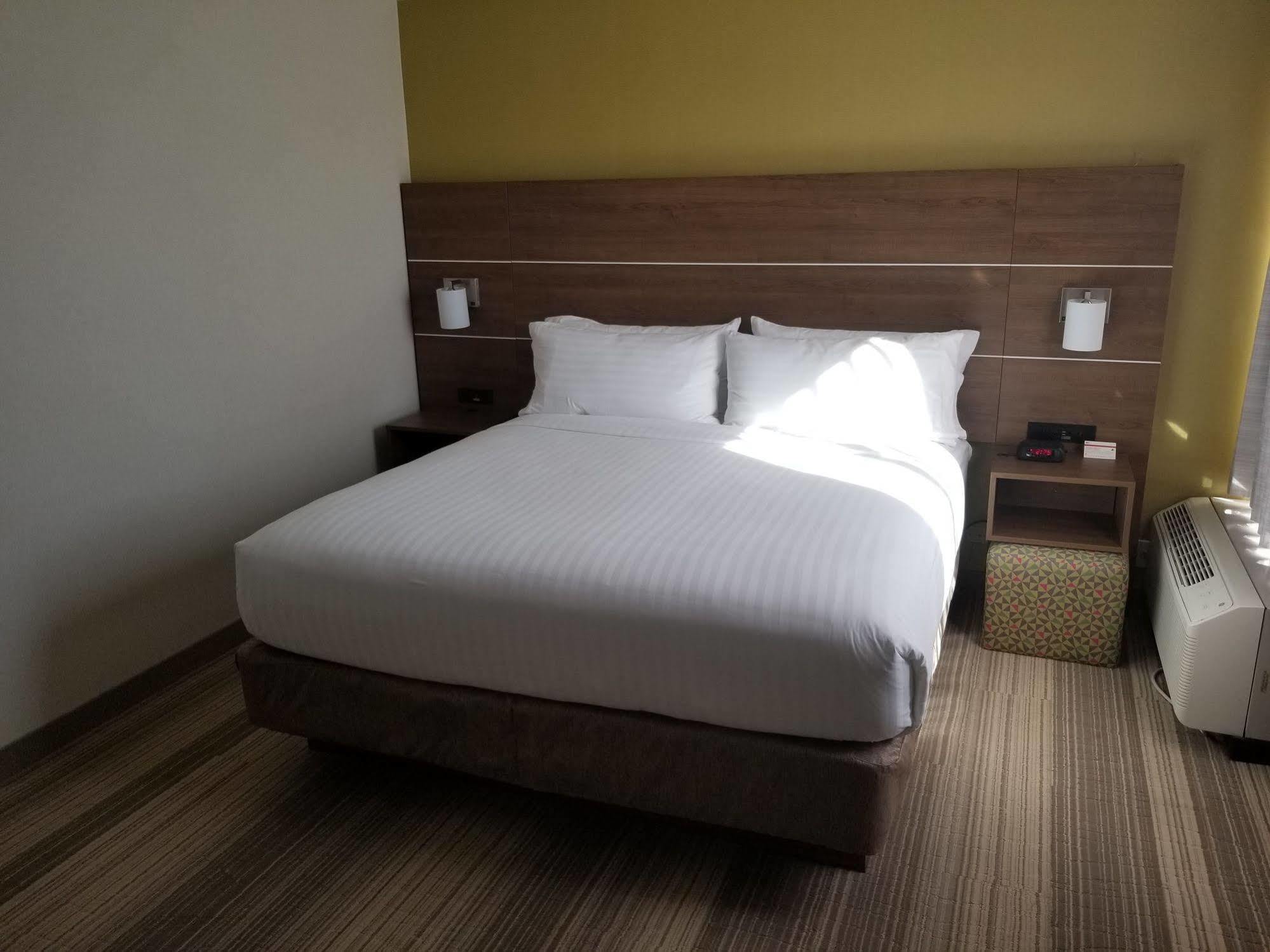 Holiday Inn Express Fullerton-Anaheim By Ihg Exterior foto