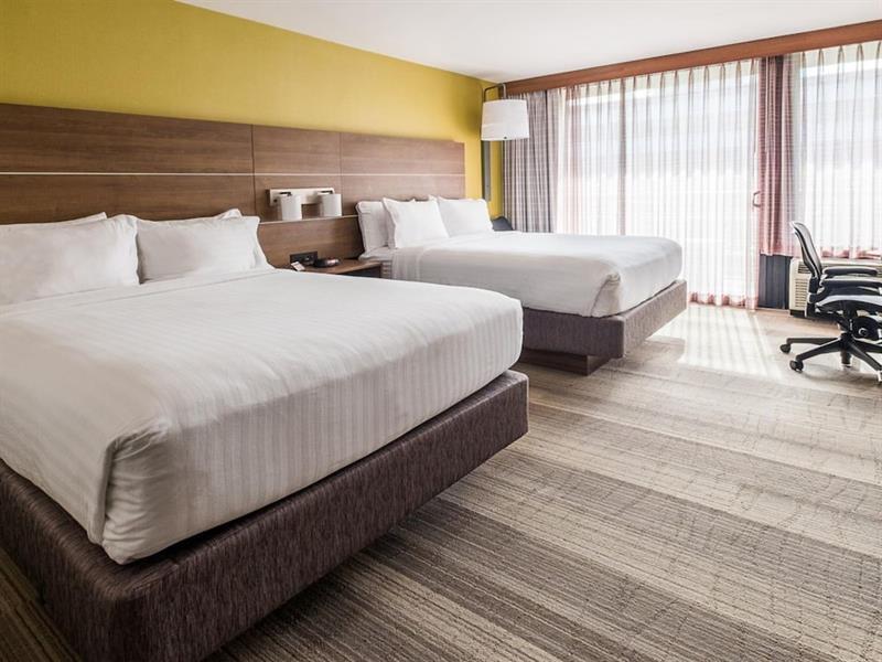 Holiday Inn Express Fullerton-Anaheim By Ihg Exterior foto
